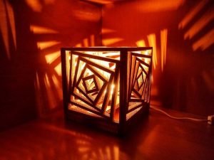 Lampu Geometric dari Kardus