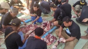Pemotongan Sapi qurban di Pesona Prima 7 Rajamandala