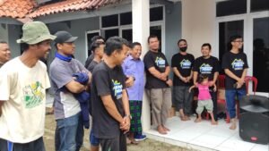acara makan bersama dengan tukang gulai sapi dan sate kambing