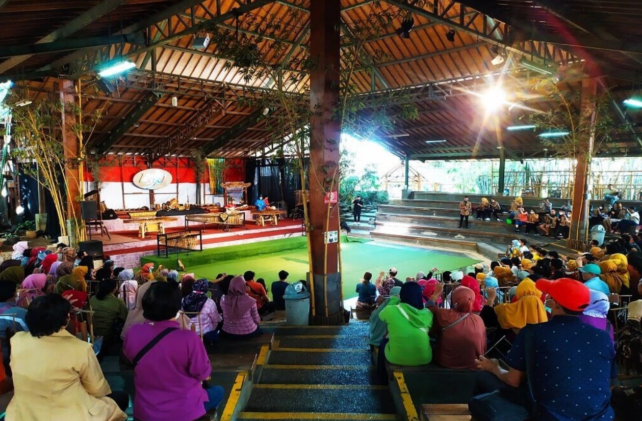 Saung Angklung Udjo