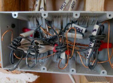 Berapa Daya Listrik Rumah yang Pas untuk Pengisian Daya Mobil Listrik